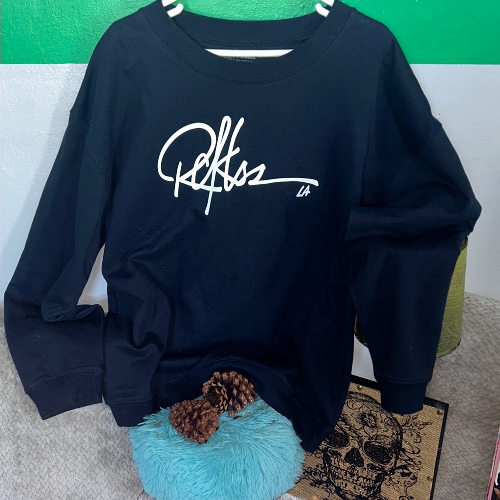 Y&R Navy Blue Signature with Recklass LA writing